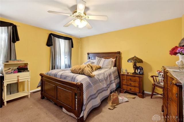 5770 Charlesgate Road, Dayton, OH 45424