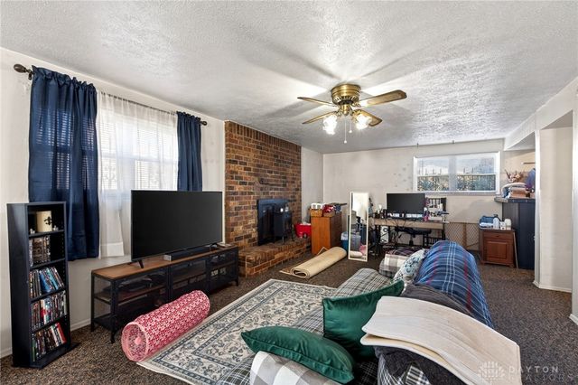 5770 Charlesgate Road, Dayton, OH 45424