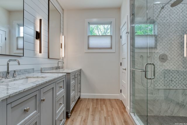 523 E HUISACHE AVE, San Antonio, TX 78212