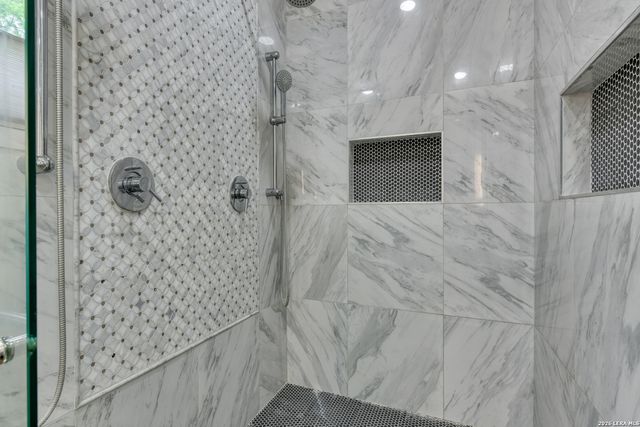 523 E HUISACHE AVE, San Antonio, TX 78212