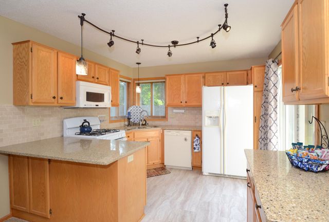 11985 Yellow Pine Street NW, Coon Rapids, MN 55448
