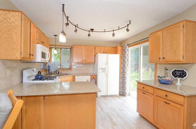 11985 Yellow Pine Street NW, Coon Rapids, MN 55448
