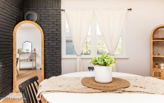 4114 Narcissus Dr, Louisville, KY 40219