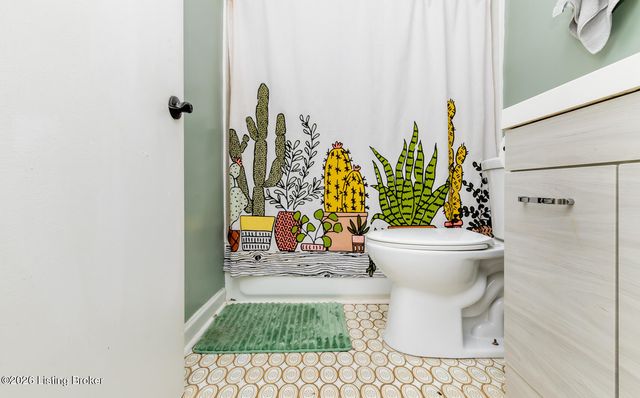 4114 Narcissus Dr, Louisville, KY 40219