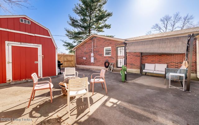 4114 Narcissus Dr, Louisville, KY 40219