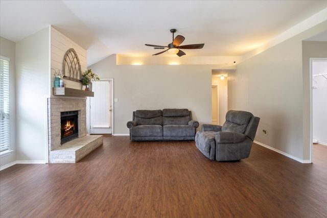 15675 Brittain Court, Lindale, TX 75771