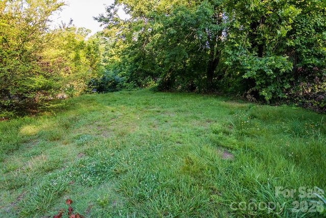 99999 Clingman Avenue, Asheville, NC 28801