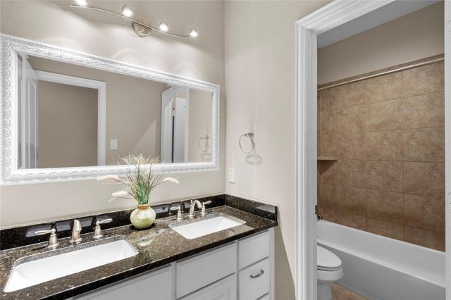 4423 Willow Crest Lane, Manvel, TX 77578