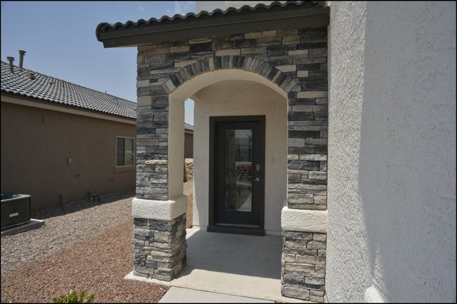 945 Penrith Street, El Paso, TX 79928