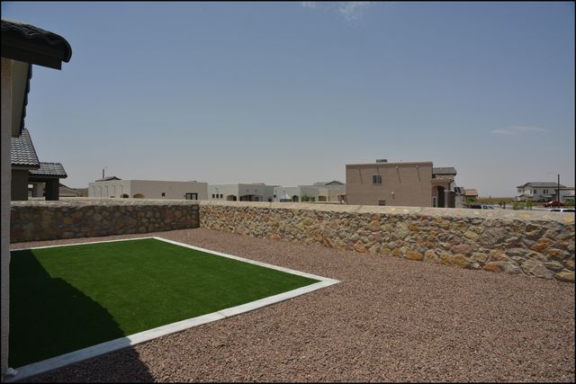 945 Penrith Street, El Paso, TX 79928