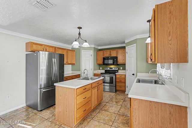 194 Abalone Road NW, Palm Bay, FL 32907
