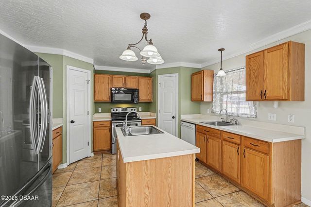 194 Abalone Road NW, Palm Bay, FL 32907