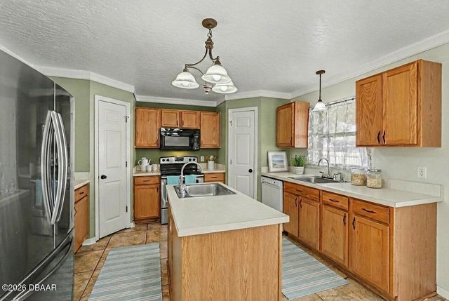 194 Abalone Road NW, Palm Bay, FL 32907