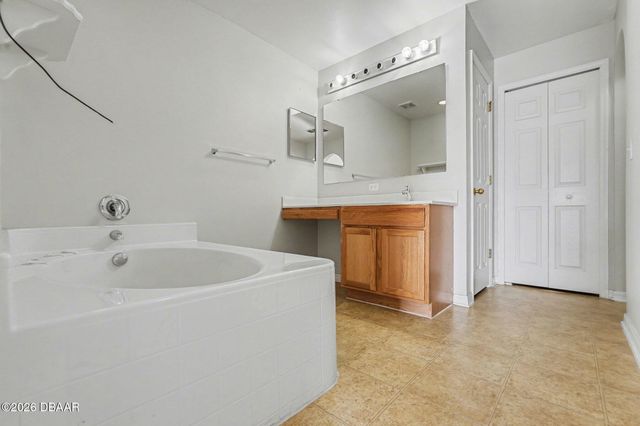 194 Abalone Road NW, Palm Bay, FL 32907
