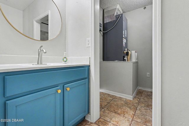 194 Abalone Road NW, Palm Bay, FL 32907