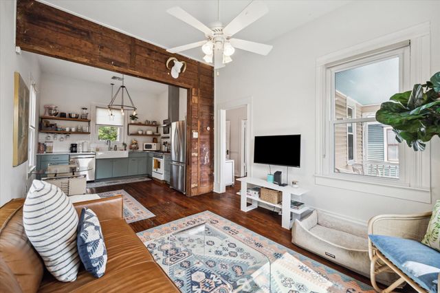 411 Marie Street, Houston, TX 77009
