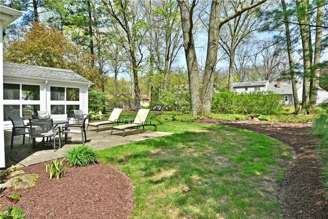 5797 Sampson Drive, Girard, OH 44420
