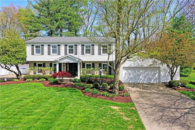 5797 Sampson Drive, Girard, OH 44420
