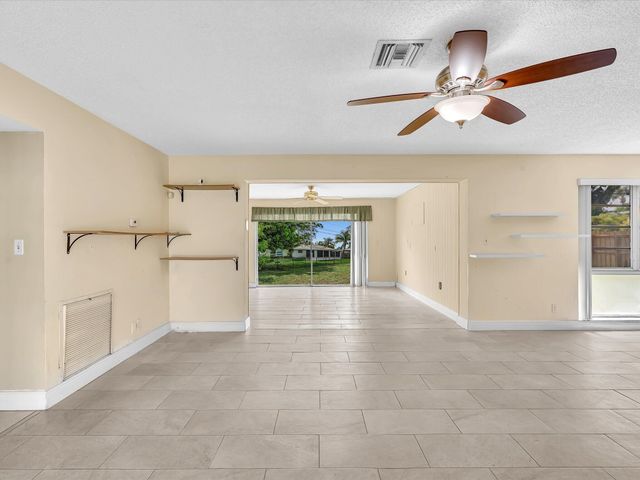 4041 NE 18th Terrace, Pompano Beach, FL 33064