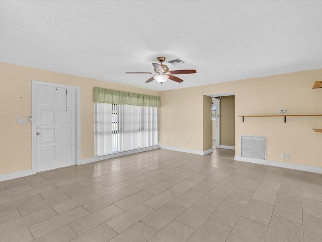 4041 NE 18th Terrace, Pompano Beach, FL 33064