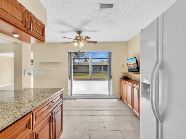4041 NE 18th Terrace, Pompano Beach, FL 33064