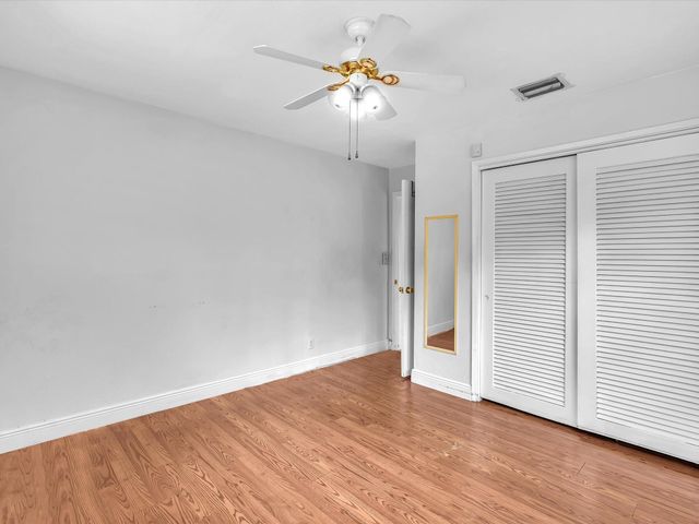4041 NE 18th Terrace, Pompano Beach, FL 33064