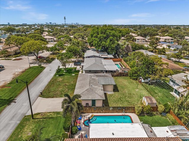 4041 NE 18th Terrace, Pompano Beach, FL 33064