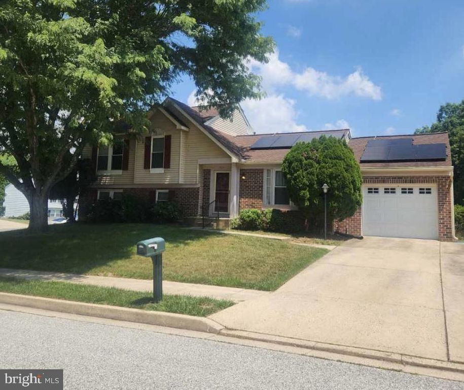 7924 GALLOPING CIR, Baltimore, MD 21244
