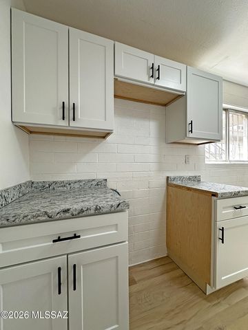 1776 S Palo Verde Ave Apt C112, Tucson, AZ 85713