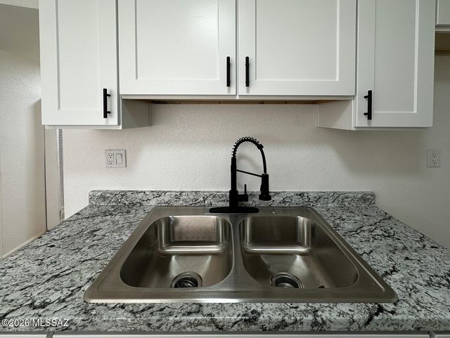 1776 S Palo Verde Ave Apt C112, Tucson, AZ 85713