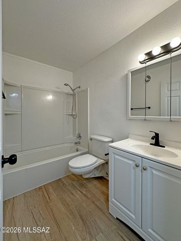 1776 S Palo Verde Ave Apt C112, Tucson, AZ 85713