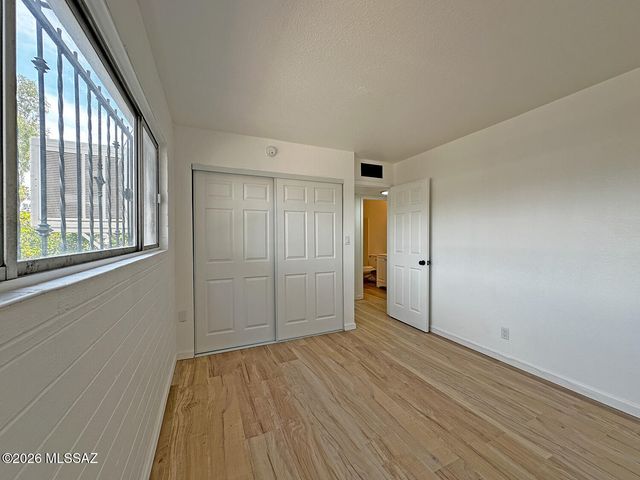 1776 S Palo Verde Ave Apt C112, Tucson, AZ 85713
