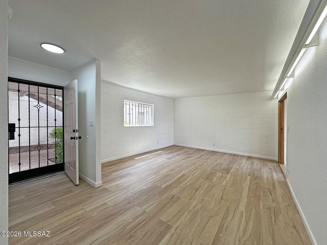 1776 S Palo Verde Ave Apt C112, Tucson, AZ 85713