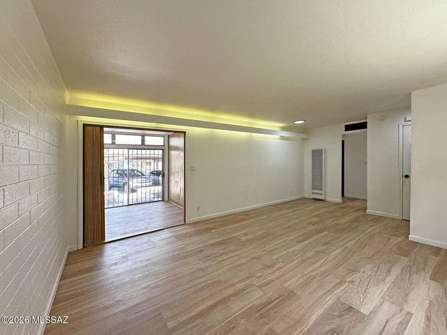 1776 S Palo Verde Ave Apt C112, Tucson, AZ 85713