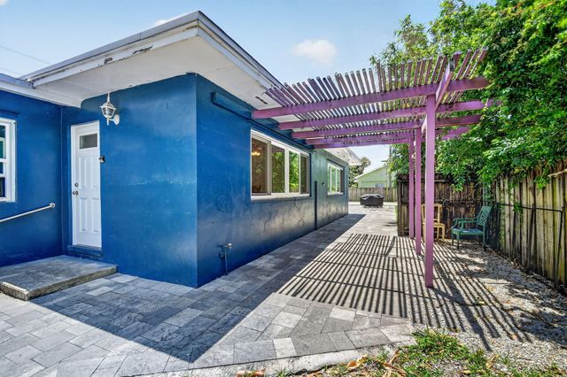 4329 Kirk Road, Lake Worth, FL 33461