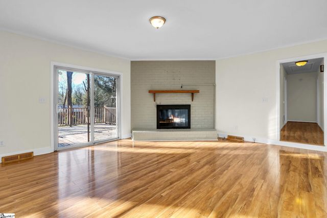 109 Wood Heights Avenue, Taylors, SC 29687