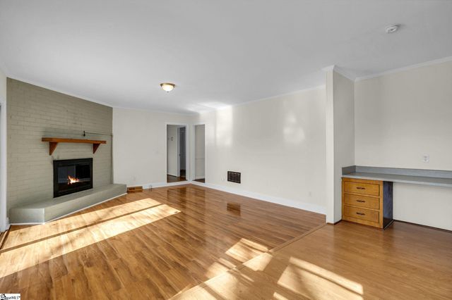 109 Wood Heights Avenue, Taylors, SC 29687