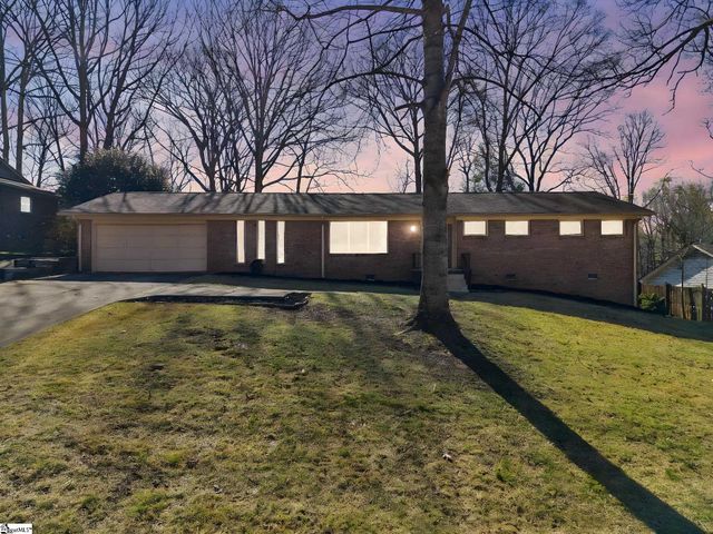 109 Wood Heights Avenue, Taylors, SC 29687