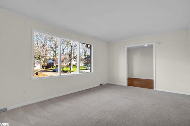 109 Wood Heights Avenue, Taylors, SC 29687