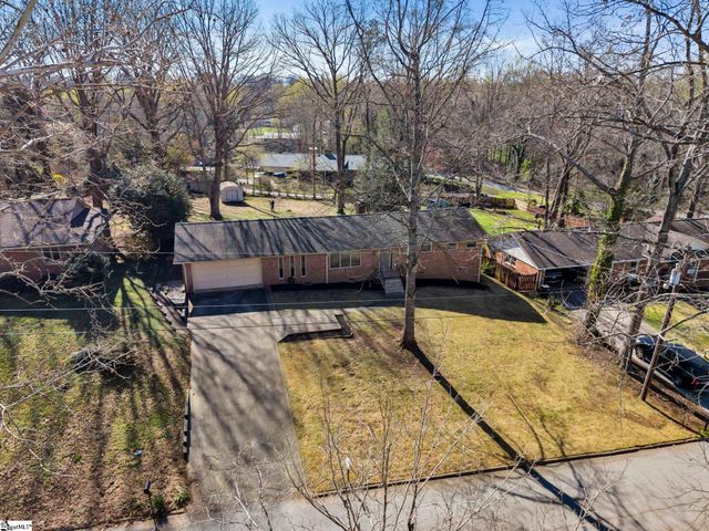 109 Wood Heights Avenue, Taylors, SC 29687