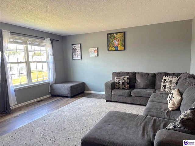 108 Hamilton Street, Radcliff, KY 40160