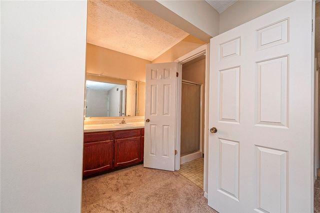 1342 Quail Run Cir, Bethel Park, PA 15102