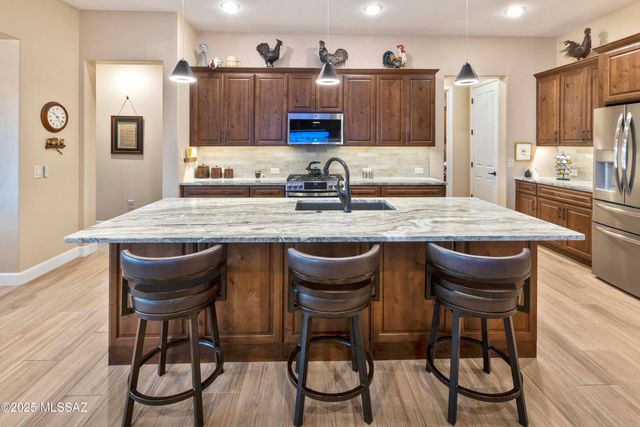 62896 E Thunder Rock Drive, Tucson, AZ 85739