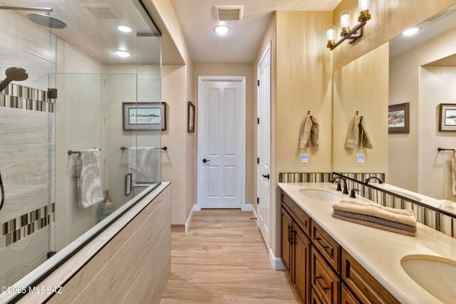 62896 E Thunder Rock Drive, Tucson, AZ 85739