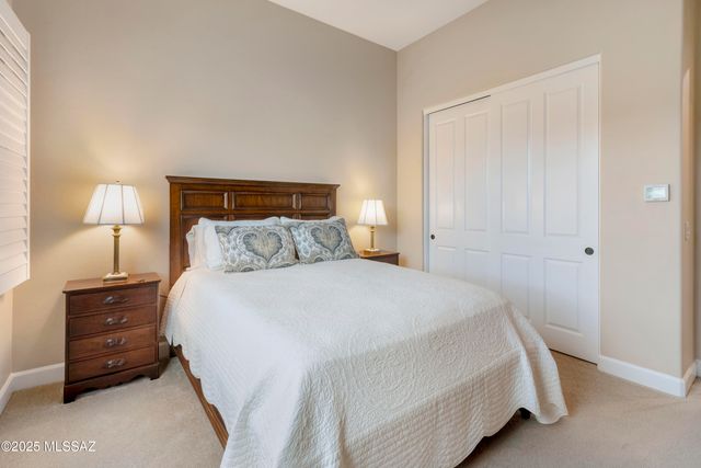 62896 E Thunder Rock Drive, Tucson, AZ 85739