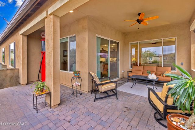 62896 E Thunder Rock Drive, Tucson, AZ 85739