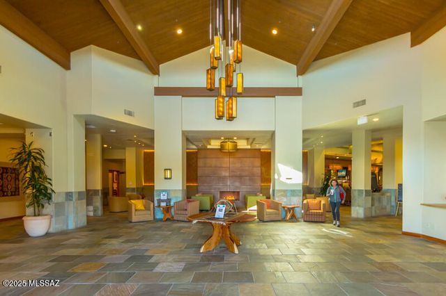 62896 E Thunder Rock Drive, Tucson, AZ 85739