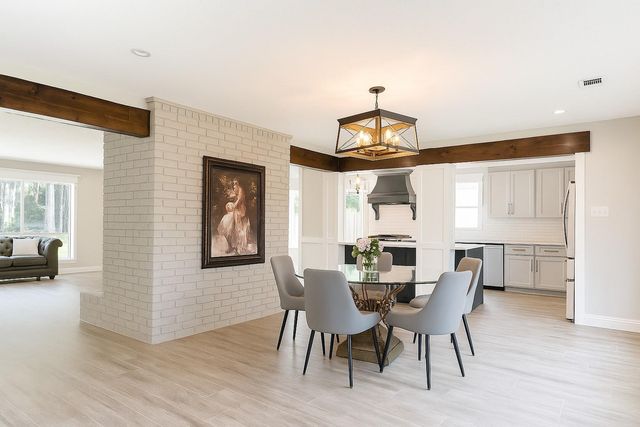 211 Garden West, Conroe, TX 77304