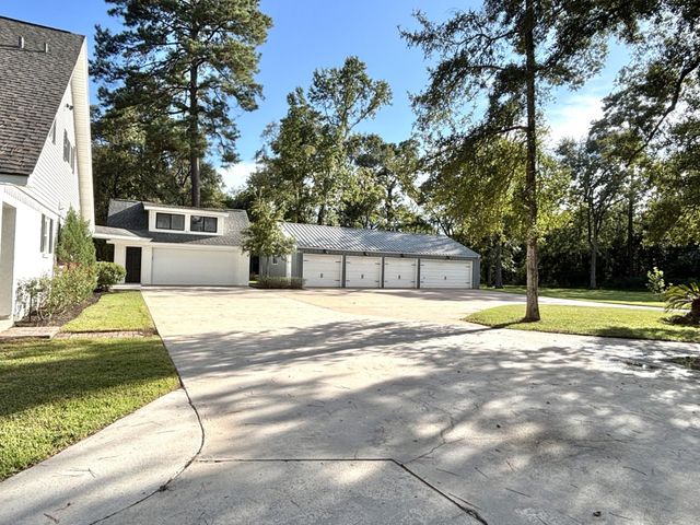 211 Garden West, Conroe, TX 77304