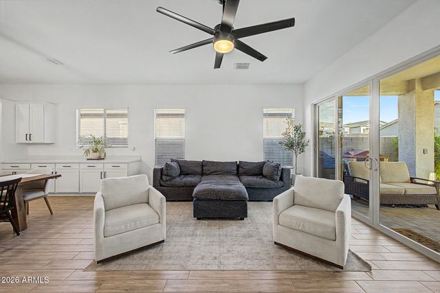 11303 E UTAH Avenue, Mesa, AZ 85212